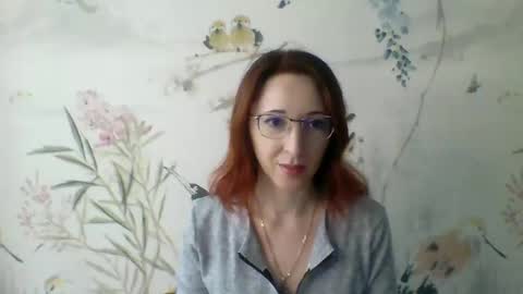 Kira online show from 11/10/25, 10:03