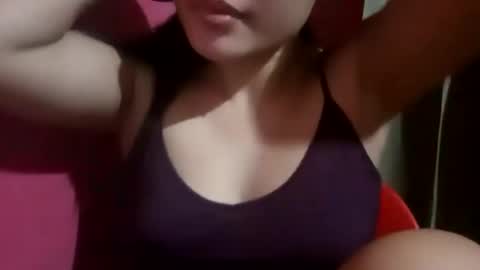 Snapshot of lady_rose19 chatting on 03/08/26, 12:53 kitty online show from 03/08/26, 12:53