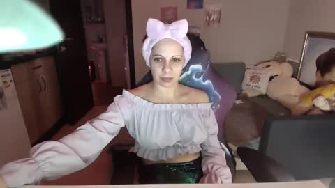 lady_smile69 online show from 01/31/25, 03:52