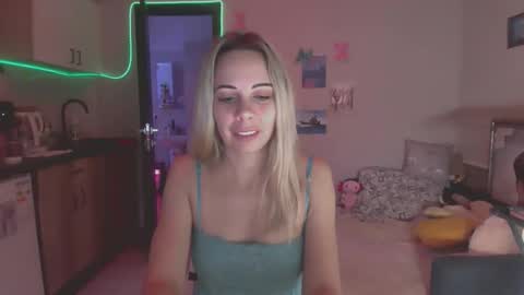 lady_smile69 online show from 10/07/25, 04:53