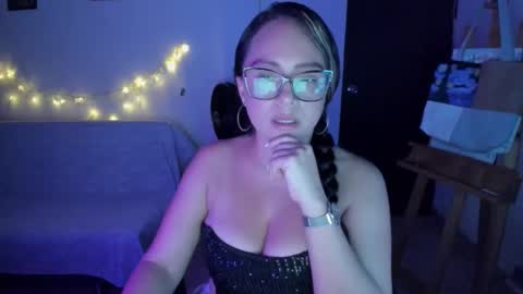 Sophie   online show from 11/10/25, 11:48