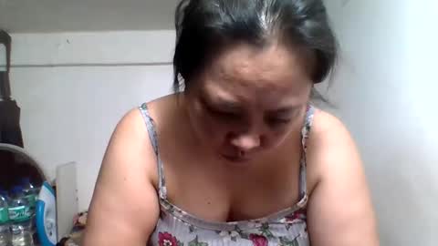 Snapshot of ladybignipples4u chatting on 04/22/26, 10:50 ladybignipples4u online show from 04/22/26, 10:50