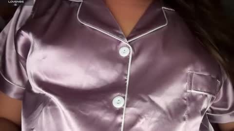 Aria online show from 12/18/25, 09:26