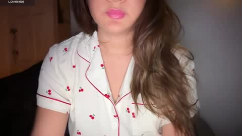 Aria online show from 04/15/26, 04:30