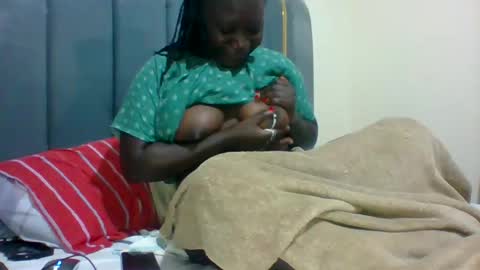 lindah32 online show from 12/06/24, 06:28