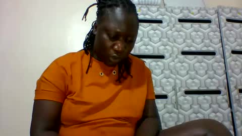 lindah32 online show from 01/26/25, 04:20