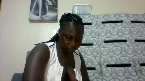 lindah32 online show from 01/27/25, 10:16