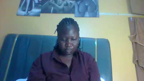 lindah32 online show from 09/28/25, 02:50