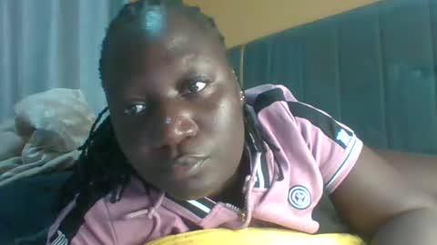 Snapshot of ladyblossoms19 chatting on 11/23/25, 10:42 lindah32 online show from 11/23/25, 10:42