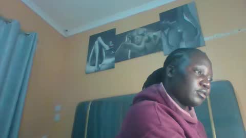 Snapshot of ladyblossoms19 chatting on 11/27/25, 11:29 lindah32 online show from 11/27/25, 11:29