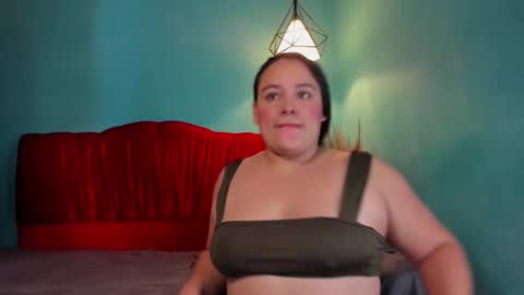 Katalina y adrian online show from 02/11/25, 07:27