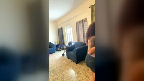 Snapshot of ladycreamypr1 chatting on 03/02/26, 04:03 onlyfans Ladycreamypr online show from 03/02/26, 04:03