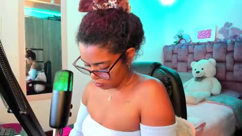 leidy daniela online show from 12/15/24, 05:02