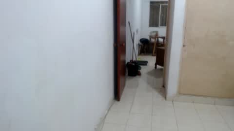 Snapshot of ladydeathz chatting on 01/11/25, 08:33 ladydeathz online show from 01/11/25, 08:33