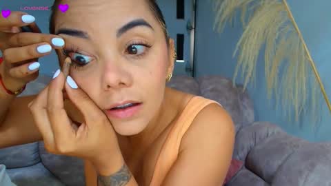 Snapshot of ladydi069 chatting on 10/20/25, 06:41 Hello im lady nice to meet you  online show from 10/20/25, 06:41