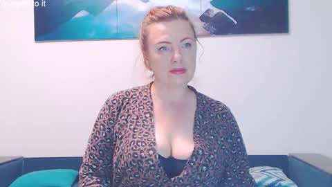 Snapshot of ladyelizabeth777 chatting on 09/18/25, 07:32 Beth online show from 09/18/25, 07:32