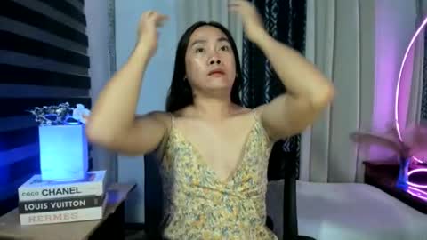 Snapshot of ladyfox_95 chatting on 05/03/26, 04:57 ask me online show from 05/03/26, 04:57