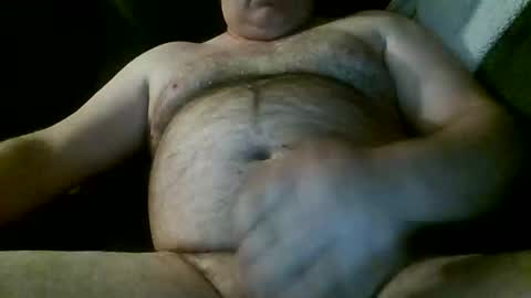 Snapshot of ladyhunter2028 chatting on 04/15/26, 03:46 ladyhunter2028 online show from 04/15/26, 03:46