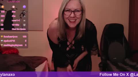 Snapshot of ladylanaxo chatting on 02/18/25, 05:21 Next Stream online show from 02/18/25, 05:21
