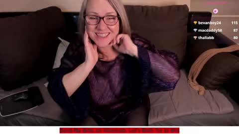 Snapshot of ladylanaxo chatting on 04/05/26, 09:45 Next Stream online show from 04/05/26, 09:45