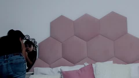 Lia online show from 01/27/25, 05:14