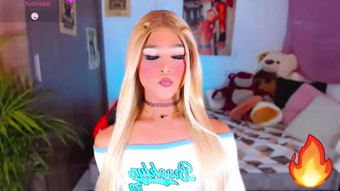 Snapshot of ladynoah chatting on 09/16/25, 01:50 Noah Smith online show from 09/16/25, 01:50