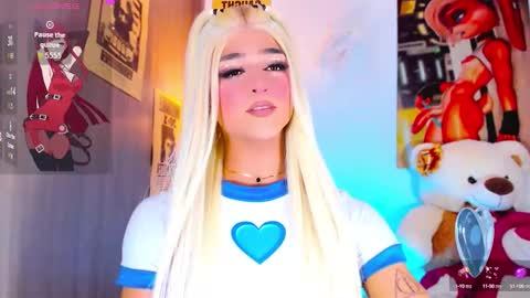 Snapshot of ladynoah chatting on 09/21/25, 12:01 Noah Smith online show from 09/21/25, 12:01