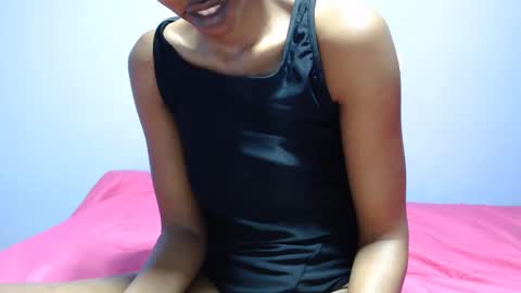 ladyqeeen online show from 02/14/25, 03:00