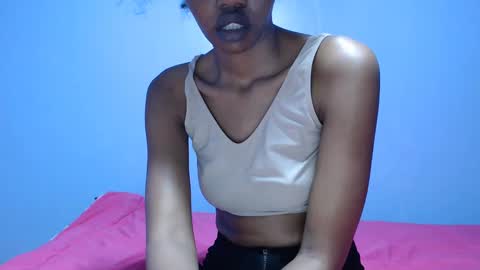 ladyqeeen online show from 02/17/25, 02:09