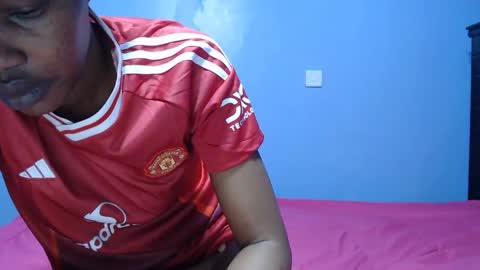 ladyqeeen online show from 02/18/25, 05:53