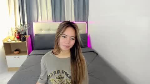 Snapshot of ladyrubelyn chatting on 01/20/25, 09:03 Ruby online show from 01/20/25, 09:03