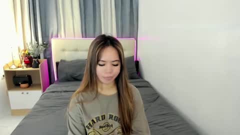 Snapshot of ladyrubelyn chatting on 02/09/25, 06:22 Ruby online show from 02/09/25, 06:22