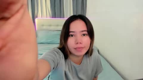 Snapshot of ladyrubelyn chatting on 09/22/25, 05:20 Ruby online show from 09/22/25, 05:20