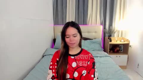 Snapshot of ladyrubelyn chatting on 10/24/25, 05:04 Ruby online show from 10/24/25, 05:04