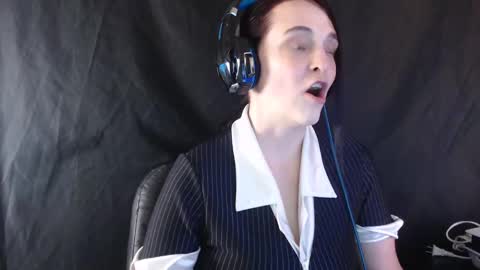 LadySlate online show from 02/03/25, 02:03