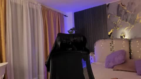 Lady  online show from 05/27/26, 04:42