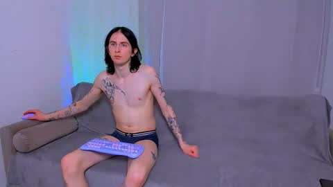 LadyTrep online show from 11/12/25, 08:19