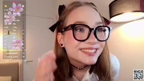 Snapshot of laenyssarael chatting on 06/21/26, 10:45 Cassie online show from 06/21/26, 10:45