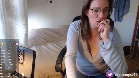 Lea online show from 02/17/25, 12:48