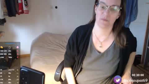 Lea online show from 02/21/25, 12:28