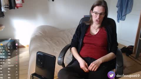 Lea online show from 02/23/25, 01:32