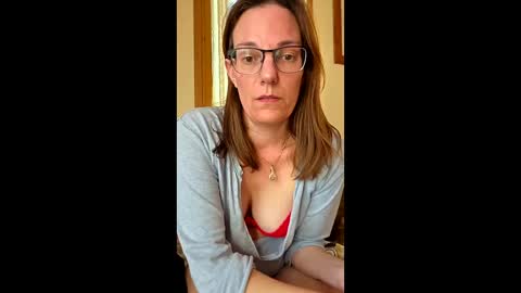 Lea online show from 02/24/26, 03:21