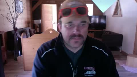 Snapshot of lafesse0119 chatting on 03/10/25, 09:43 lafesse online show from 03/10/25, 09:43