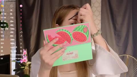 Lilia online show from 11/19/25, 06:46