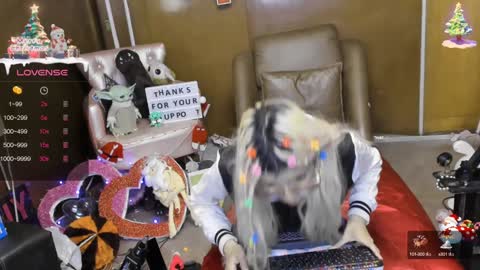 Snapshot of laflakita21 chatting on 12/29/24, 10:14 Skinnygirl online show from 12/29/24, 10:14