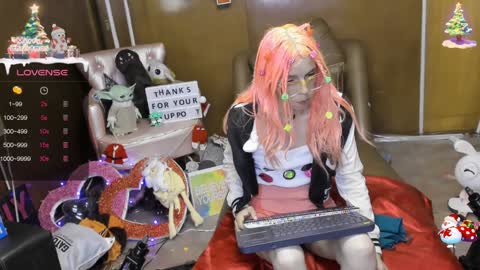 Snapshot of laflakita21 chatting on 01/04/25, 11:38 Skinnygirl online show from 01/04/25, 11:38