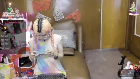 Snapshot of laflakita21 chatting on 02/22/25, 01:22 Skinnygirl online show from 02/22/25, 01:22