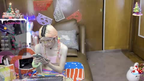 Snapshot of laflakita21 chatting on 02/25/25, 04:14 Skinnygirl online show from 02/25/25, 04:14