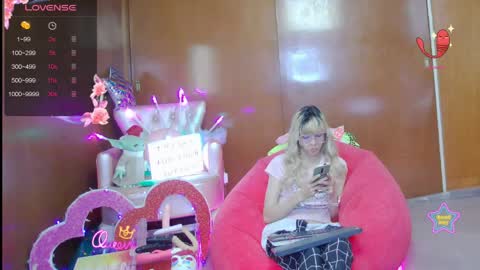 Snapshot of laflakita21 chatting on 04/04/26, 12:20 Skinnygirl online show from 04/04/26, 12:20