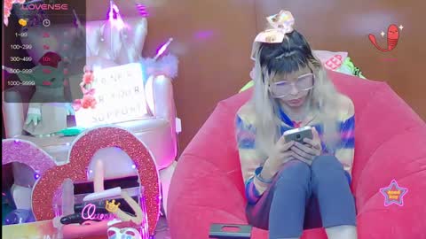 Snapshot of laflakita21 chatting on 04/04/26, 11:13 Skinnygirl online show from 04/04/26, 11:13